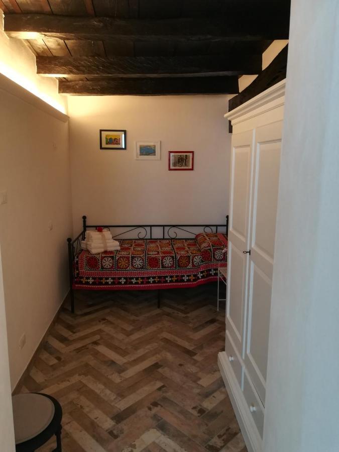 Holiday Homes - mini spa - Nemi  Bagian luar foto